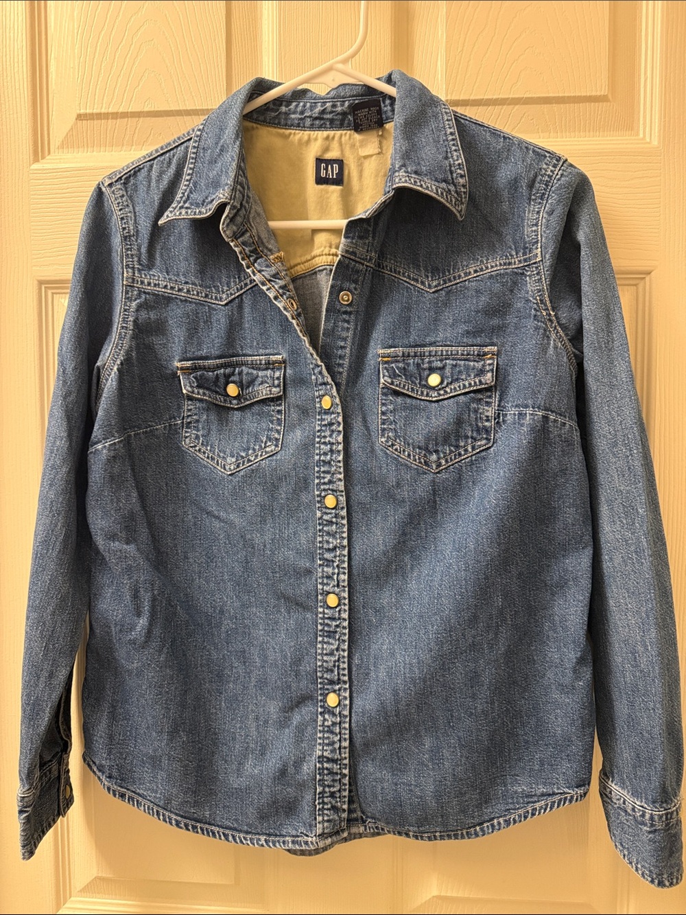 RARE VINTAGE 90s GAP WESTERN DENIM PEARL SNAP SHIRT 🔥